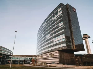 Clarion Hotel Arlanda Airport Terminal är ett av de mer barnvänliga hotellen som finns nära Arlanda.